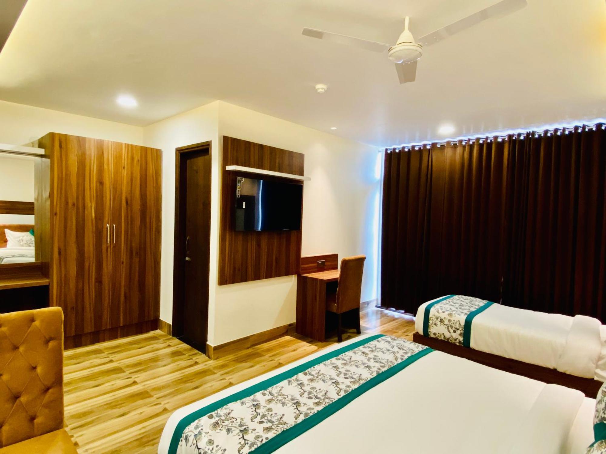 Hotel White House 350 Mtr From Golden Temple Amritsar Esterno foto