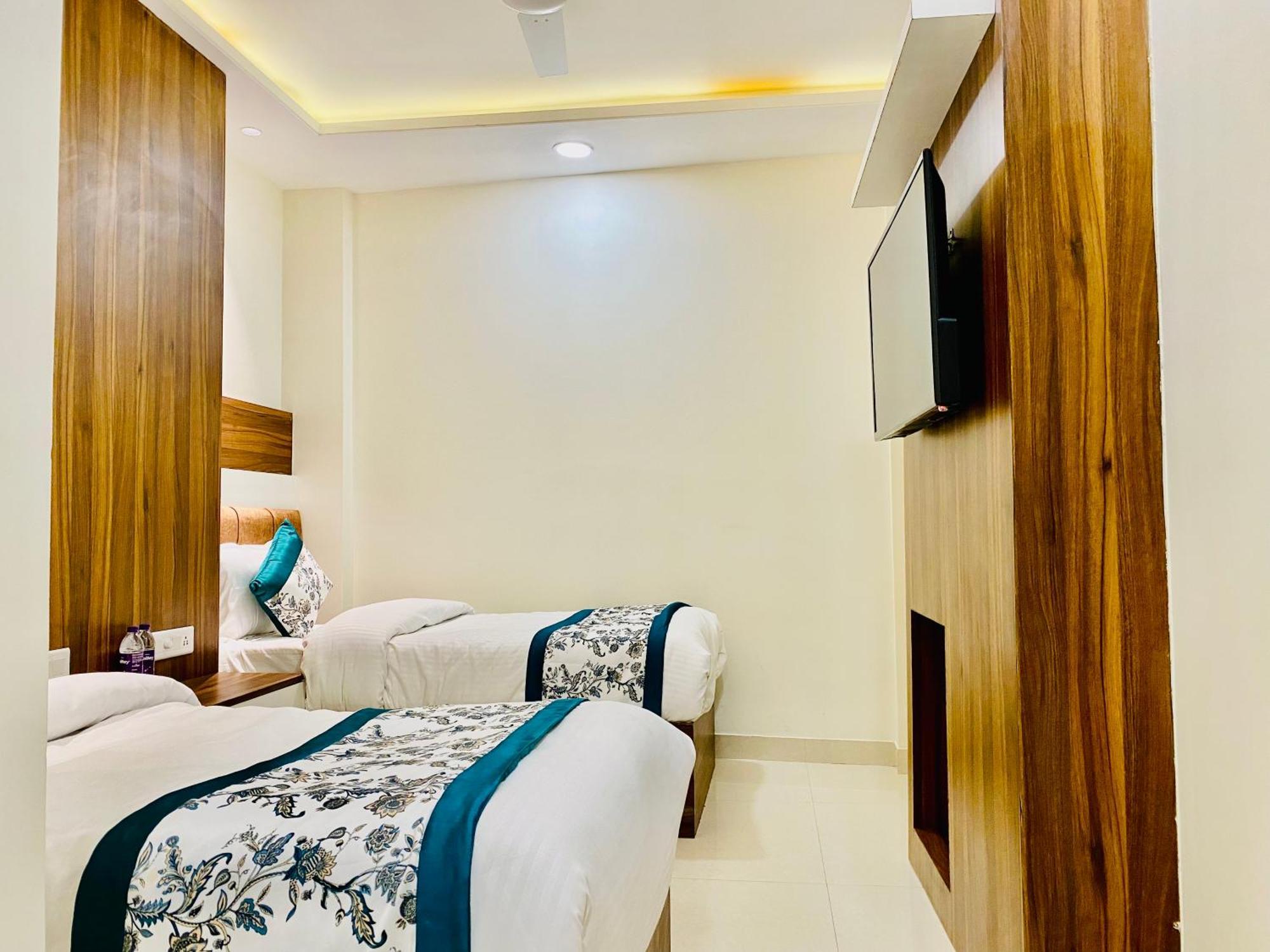 Hotel White House 350 Mtr From Golden Temple Amritsar Esterno foto