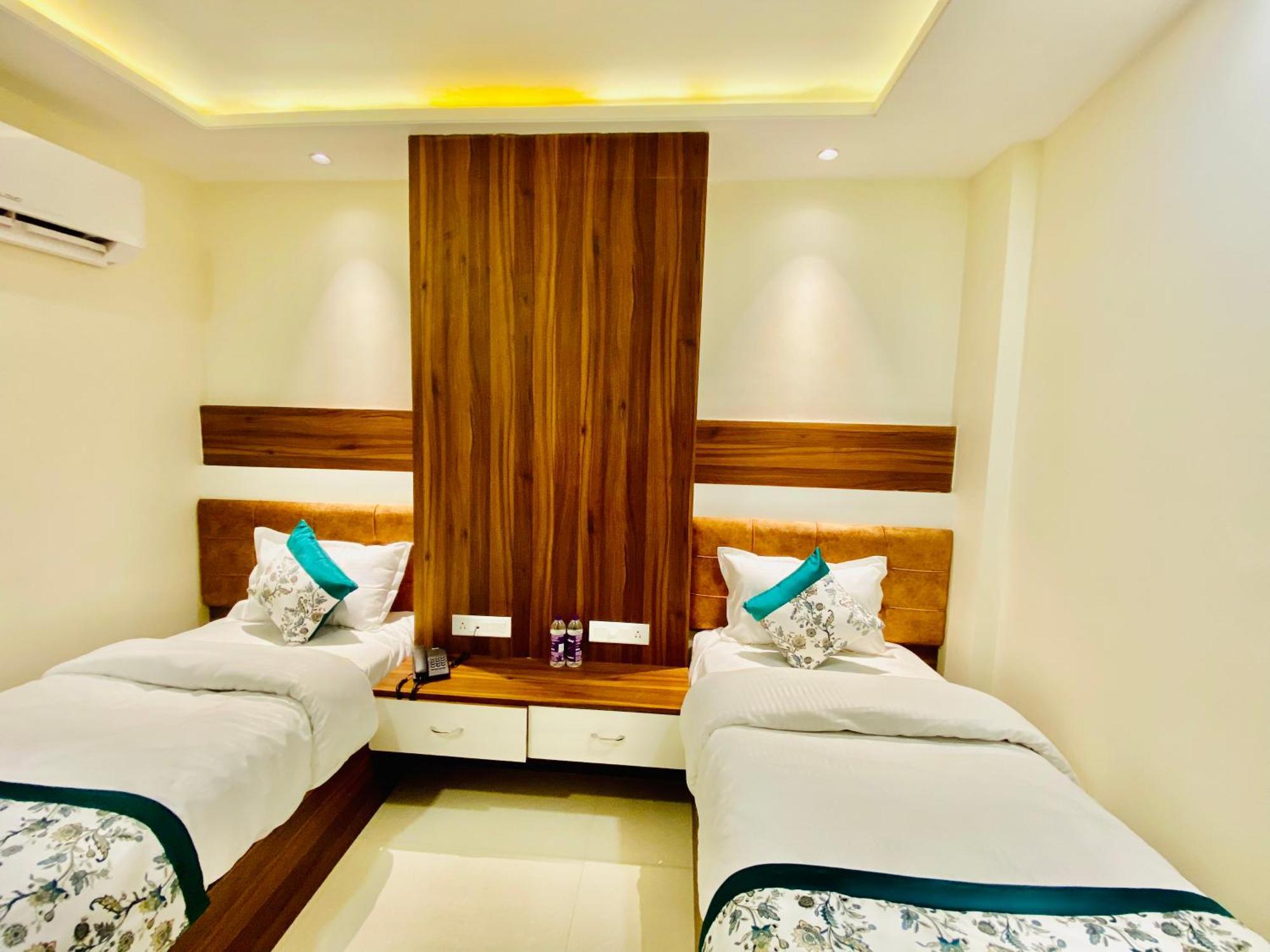 Hotel White House 350 Mtr From Golden Temple Amritsar Esterno foto