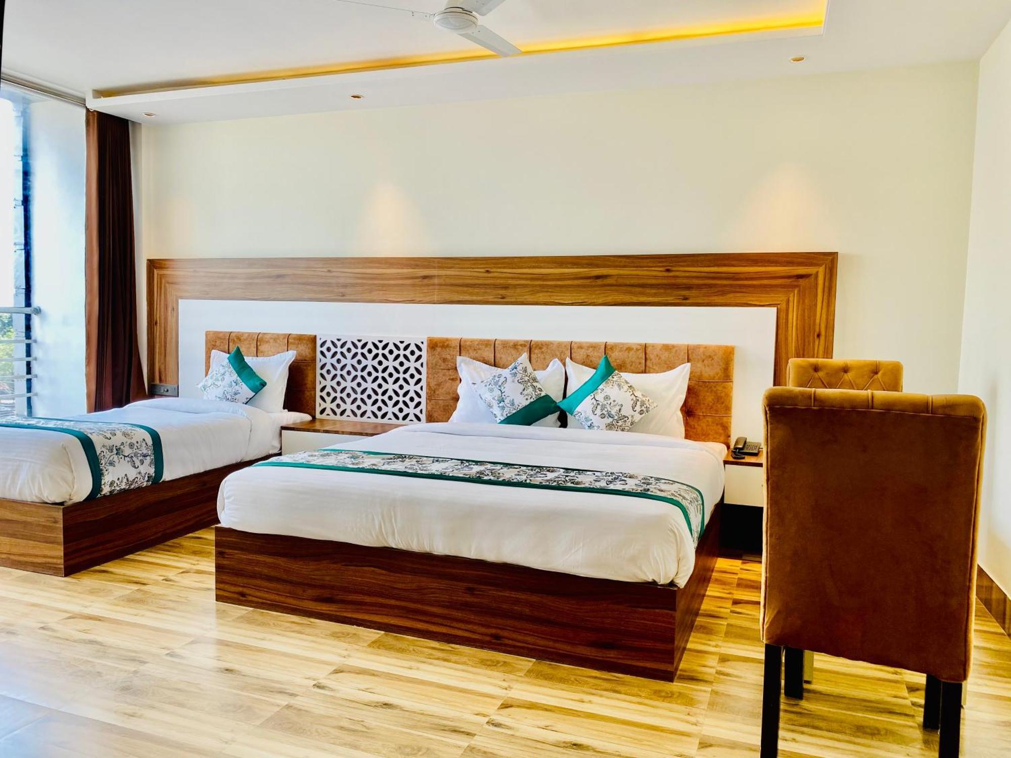Hotel White House 350 Mtr From Golden Temple Amritsar Esterno foto