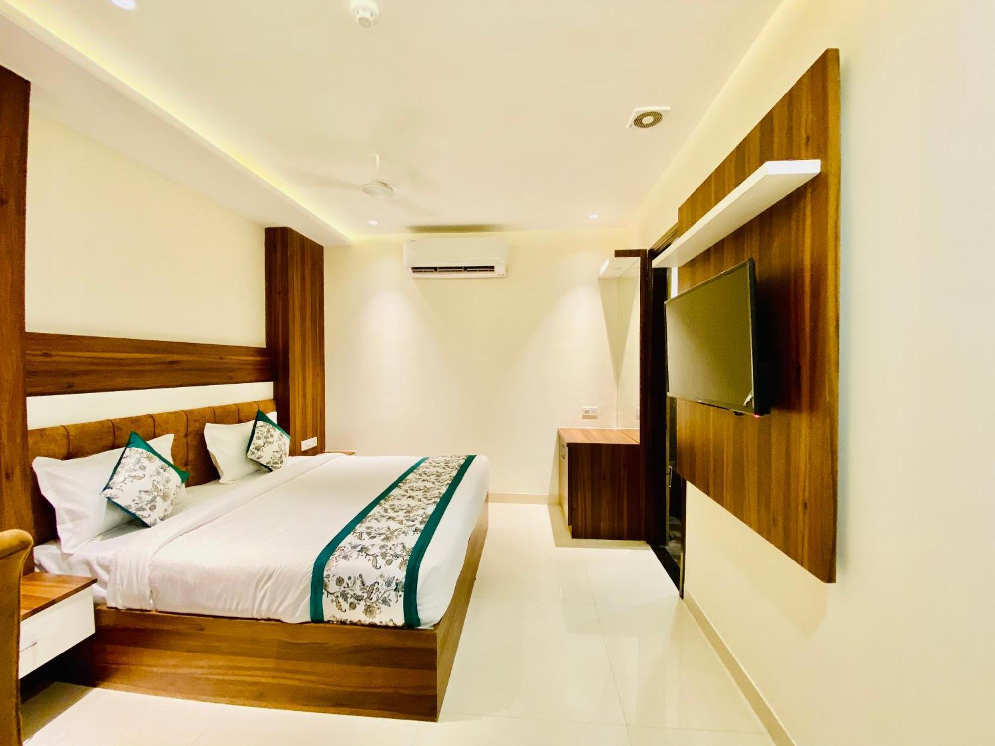 Hotel White House 350 Mtr From Golden Temple Amritsar Esterno foto